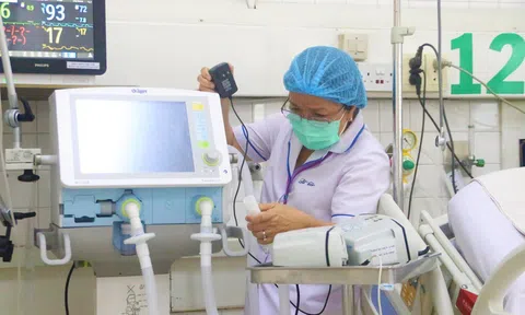 Đề xuất xếp lương viên chức điều dưỡng, hộ sinh, kỹ thuật y