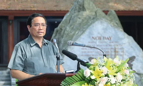 Chính sách với người có công luôn luôn được ưu tiên hàng đầu trong tổng thể chính sách an sinh xã hội*