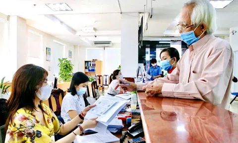 Sửa đổi, bổ sung quy định về tuổi nghỉ hưu đối với cán bộ, công chức lãnh đạo, quản lý