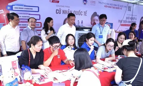 Học phí các trường đại học khối kinh tế năm 2025