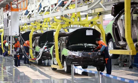 Giảm 50% lệ phí trước bạ ô tô sản xuất trong nước từ ngày 1/9