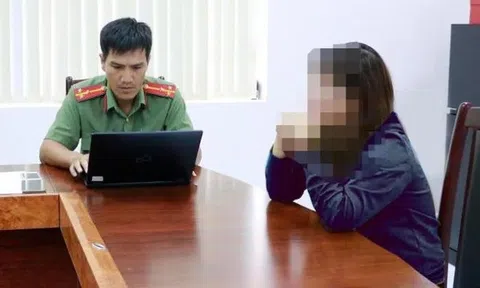 Cẩn trọng với những hội nhóm trên sàn chứng khoán