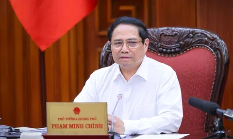 Thủ tướng chỉ đạo quyết liệt ứng phó mưa lũ, sạt lở; giám sát chặt chẽ tình hình đê điều, hồ đập