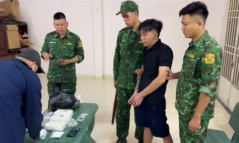 Đồn biên phòng Cửa khẩu Mỹ Quý Tây phối hợp phục kích bắt vụ ma túy lớn ở biên giới Long An