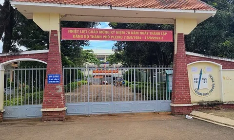 Đề nghị tạm đình chỉ hoạt động cơ sở nghi ngờ gây ngộ độc thực phẩm cho học sinh