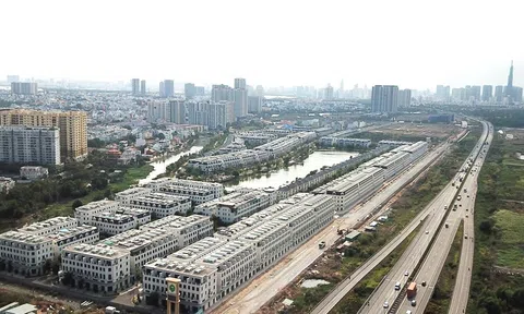 Giao dịch "èo uột" nhưng giá loại hình bất động sản được giới nhà giàu ưa chuộng vẫn không ngừng tăng