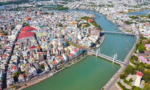Bình Thuận họp bàn triển khai dự án đường kết nối với đường sắt tốc độ cao Bắc - Nam và đường bộ cao tốc Bắc – Nam