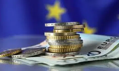ECB sẽ tiếp tục cắt giảm lãi suất