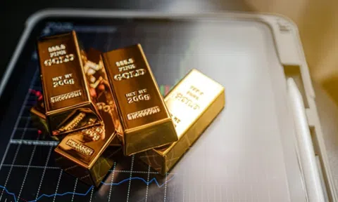Bùng nổ với hơn 50 lần lập đỉnh trong năm 2025, giá vàng thế giới được dự báo có thể tăng tối đa 30% trong năm 2026
