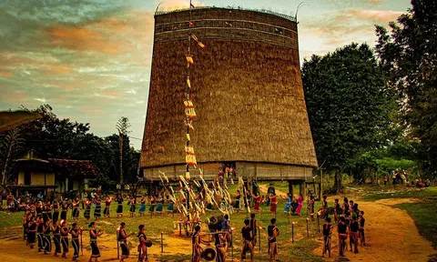 Tây Nguyên rực rỡ