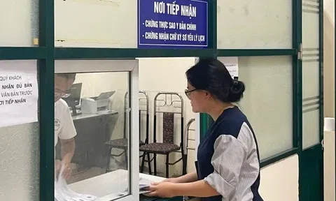 Bỏ bắt buộc công chứng 6 loại giao dịch từ năm 2027: Thu hẹp phạm vi, giảm chi phí cho người dân