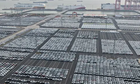 'Công xưởng thế giới' Trung Quốc bắt đầu rạn nứt vì chiến tranh Iran