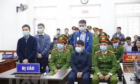 Ông Nguyễn Đức Chung tiếp tục bị truy tố liên quan đến công ty ‘sân sau’