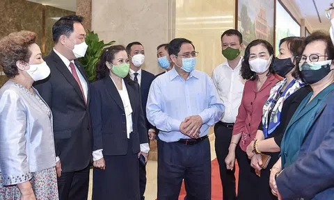 Tập trung cải cách hành chính, chống sách nhiễu doanh nghiệp