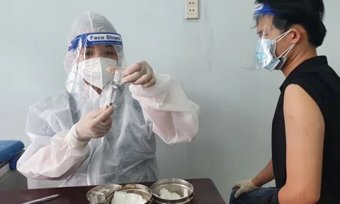  Đồng Nai không bắt buộc người lao động đã tiêm đủ 2 liều vaccine phải xét nghiệm định kỳ khi đi làm