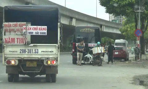 Cần xử lý dứt điểm các xe tải nhận chở hàng dừng đỗ sai quy định, đảm bảo trật tự an toàn giao thông