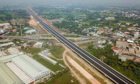 VEC dùng nguồn thu 4 cao tốc trả nợ cho dự án Bến Lức - Long Thành