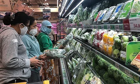Nông, thủy sản ngoại nhập lấn “sân nhà"