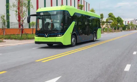 Hà Nội chấp thuận triển khai thực hiện mở thí điểm các tuyến xe buýt điện
