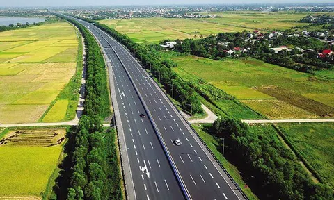 Cao tốc Bắc Nam đoạn Phan Thiết-Dầu Giây, được Bộ GTVT kiểm tra thi công