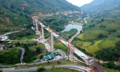 Lập Hội đồng thẩm định điều chỉnh báo cáo Dự án đường nối cao tốc Nội Bài - Lào Cai đến Sa Pa