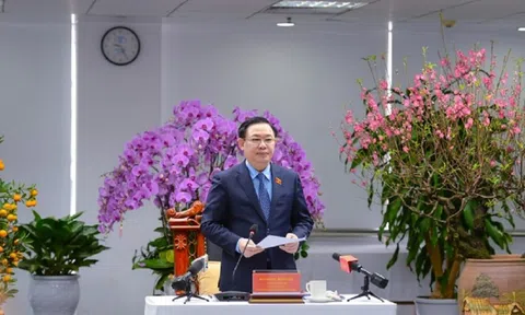 Chủ tịch Quốc hội Vương Đình Huệ tin tưởng Vinatex sẽ dệt nên những kỳ tích mới