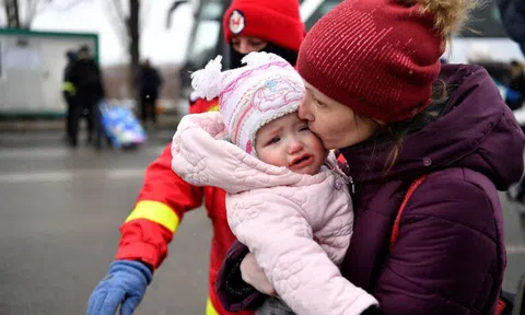 Làn sóng người Ukraine tị nạn đến Châu Âu gia tăng