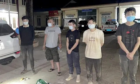 Bình Phước: Chặn bắt ôtô vận chuyển 4 người Trung Quốc nhập cảnh trái phép