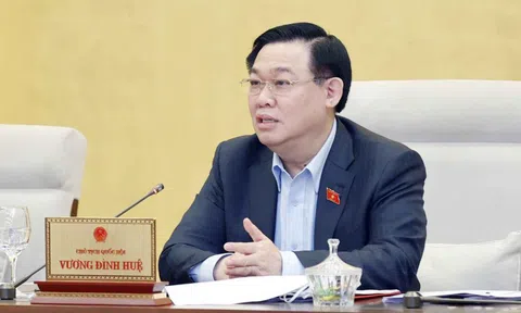 UBTVQH quyết nghị giảm thuế xăng, dầu