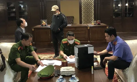 Bắt nữ cán bộ Ban Kế toán Tập đoàn FLC là em gái ruột ông Trịnh Văn Quyết