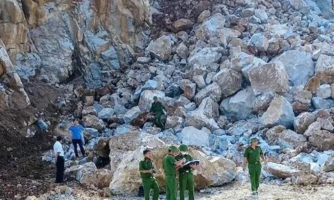 Kiểm tra an toàn sau nổ ở mỏ đá, 2 người bị đất đá đè tử vong