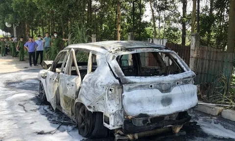 Vụ xe 7 chỗ cháy: Nghi vấn nạn nhân là giám đốc doanh nghiệp gốm sứ