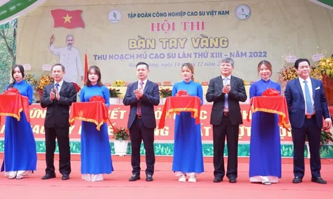 Khai mạc Hội thi Bàn tay vàng thu hoạch mủ cao su lần thứ XIII