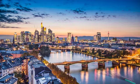 Khu vực tư nhân Đức tăng trưởng mạnh nhất trong 4 tháng: Ngành sản xuất lần đầu trở lại vùng mở rộng sau hơn 3 năm