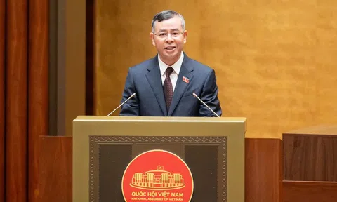 Quốc hội chốt bỏ ngưỡng chịu thuế 500 triệu đồng với hộ kinh doanh