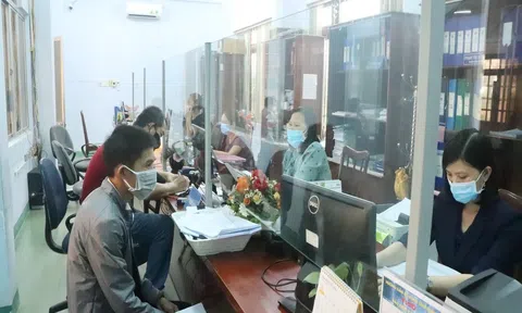 Người lao động nhận tiền hỗ trợ từ Quỹ bảo hiểm thất nghiệp: Những niềm vui bất ngờ!