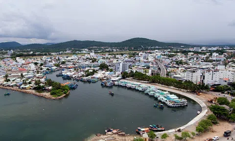 Kiên Giang: Đề xuất 6 nhóm chính sách ưu đãi để phát triển thành phố Phú Quốc