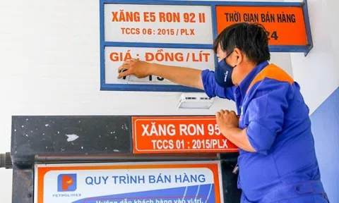 Giá xăng sẽ giảm bao nhiêu nếu được giảm 3 loại thuế?
