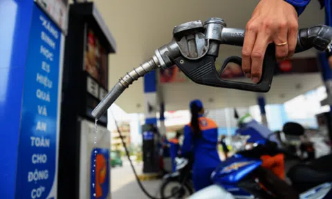 Bất ổn thị trường xăng dầu: Kinh nghiệm thế giới – Bài học cho Việt Nam