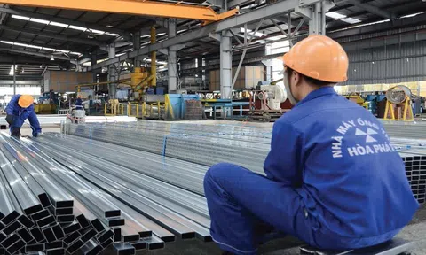Giá cổ phiếu Hòa Phát về vùng thấp nhất chưa từng có