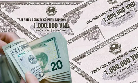 Nhà đầu tư bán trái phiếu doanh nghiệp để chuyển sang gửi tiết kiệm với lãi suất cao