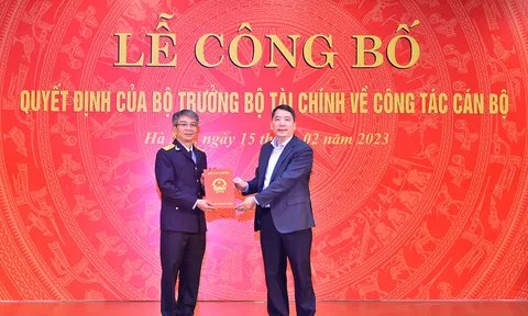 Công bố quyết định về việc điều động, bổ nhiệm và giao Quyền Tổng cục trưởng Tổng cục Thuế