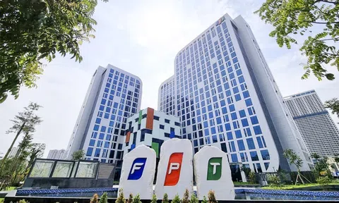 FPT mất trụ đỡ ngoại, khoảng trống dòng tiền lộ rõ