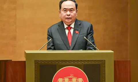 Trách nhiệm đặt lên vai Quốc hội và từng đại biểu Quốc hội là hết sức nặng nề nhưng cũng vô cùng vẻ vang