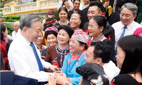 Già làng, trưởng bản góp phần củng cố khối đại đoàn kết toàn dân tộc