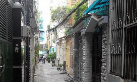 Giá chung cư vùng ven vượt trung tâm, có nên bỏ tiền mua nhà đất nhỏ hẹp?