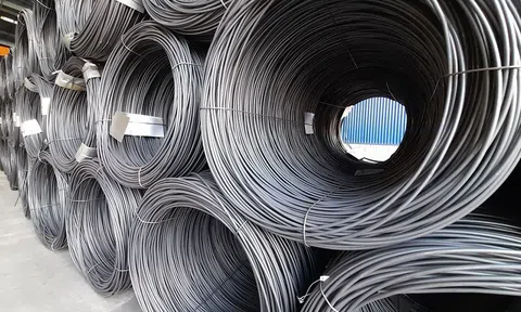 Hòa Phát tiếp tục giảm giá thép cuộn cán nóng HRC trong nước