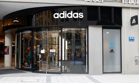 Adidas đẩy mạnh bán hàng trực tuyến, mục tiêu đạt doanh thu 10,7 tỷ USD mỗi năm