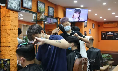 Từ 0h ngày 22/6, Hà Nội cho phép mở cửa trở lại dịch vụ ăn uống, cắt tóc gội đầu