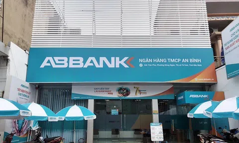 Em gái Phó Chủ tịch Vũ Văn Tiền sẽ thoái hết vốn tại ABBank